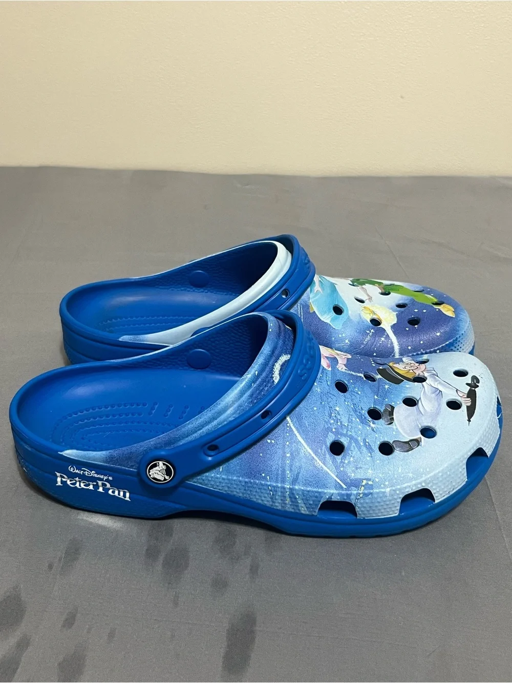 Crocs Blue Multicolor Peter Pan Disney Clogs Adult Unisex M10 W12